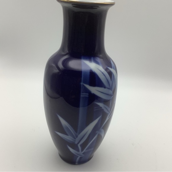Cobalt Blue 8” Vase with Bamboo Design - Picture 4 of 9